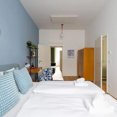 Vogue 2Br Suite, Near City Pulse By Hm Wien Exterior foto