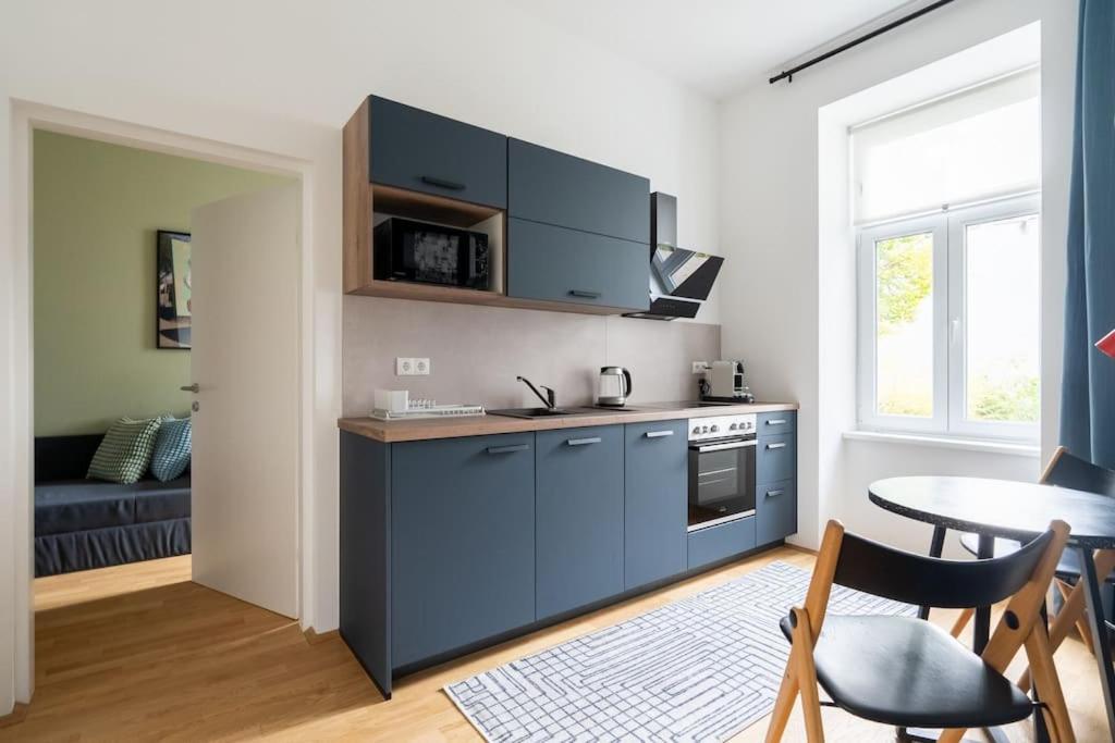Vogue 2br Suite, Near Pulse By Hm Apartment