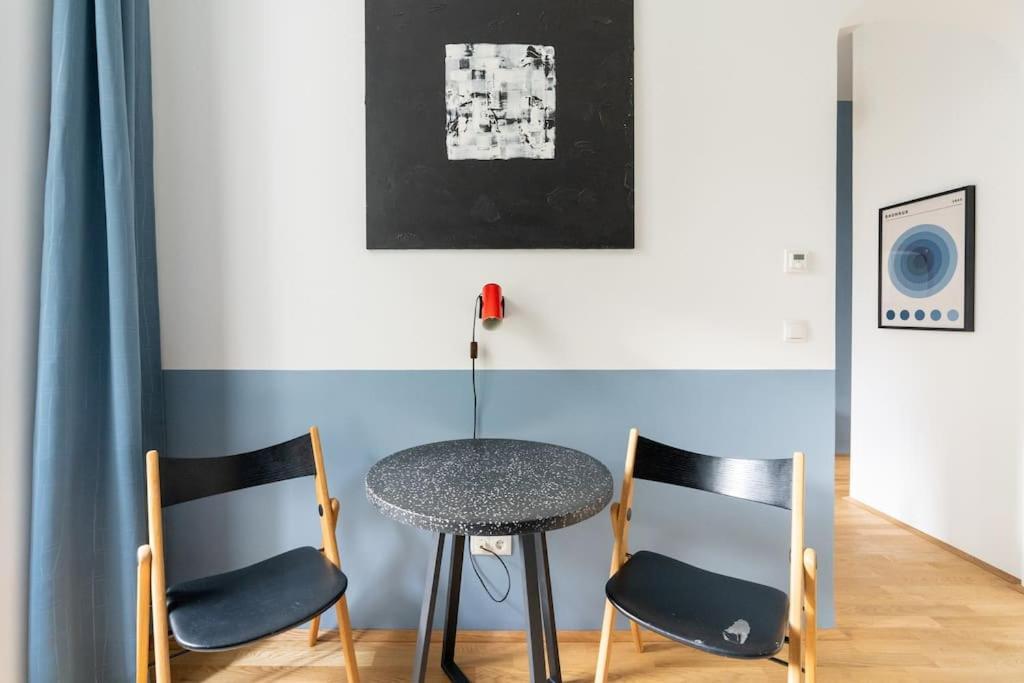 Vogue 2br Suite, Near Pulse By Hm * Vienne